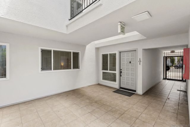 1030 Robinson Ave 101, San Diego, CA 92103