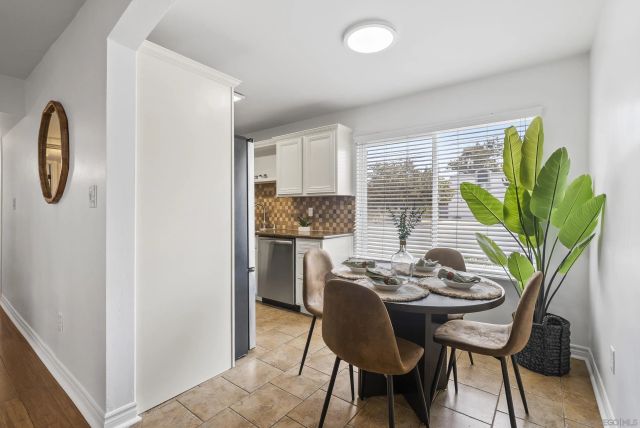 1030 Robinson Ave 101, San Diego, CA 92103