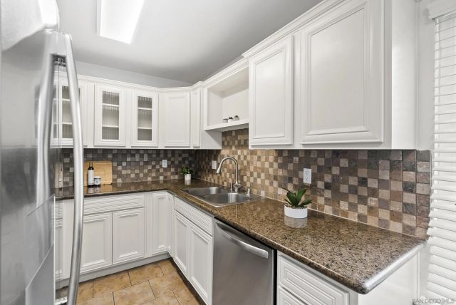 1030 Robinson Ave 101, San Diego, CA 92103