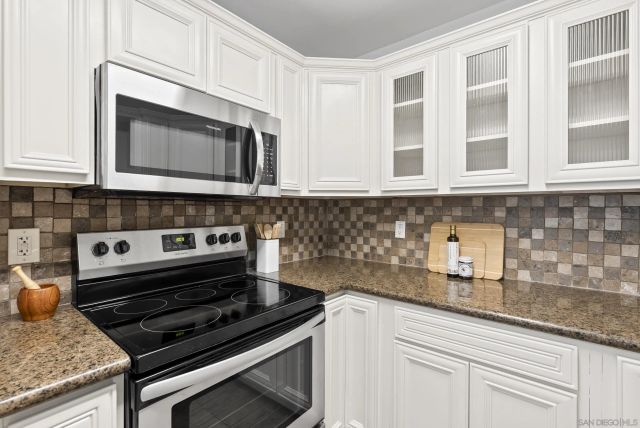 1030 Robinson Ave 101, San Diego, CA 92103