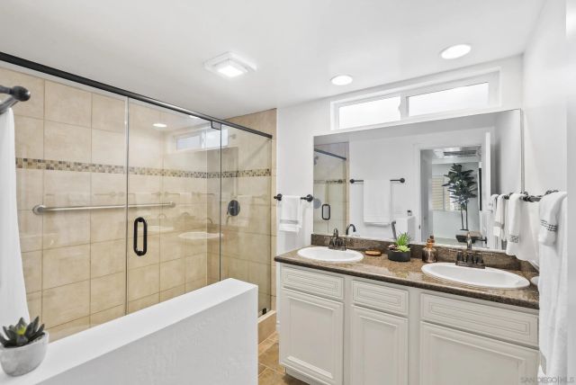1030 Robinson Ave 101, San Diego, CA 92103