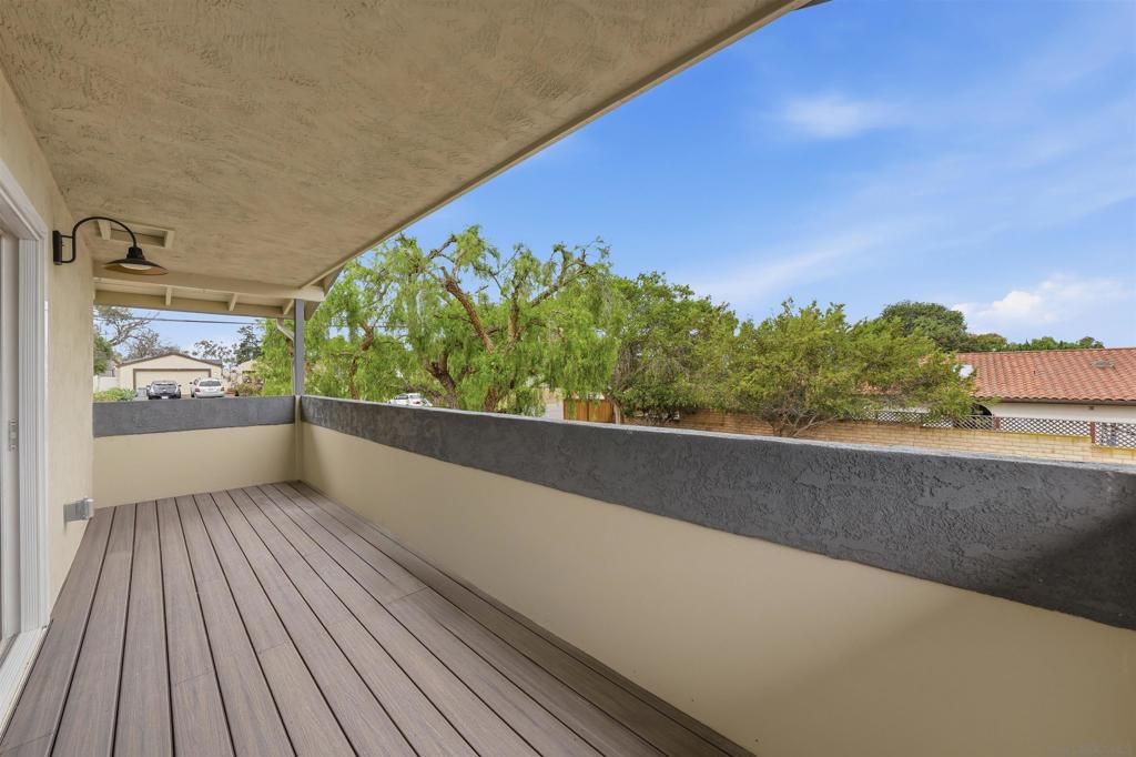Image 17 of property listing at 3448 Willow, Bonita, CA 91902