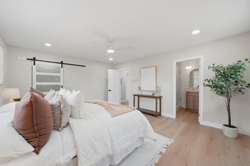 Image 20 of property listing at 3448 Willow, Bonita, CA 91902