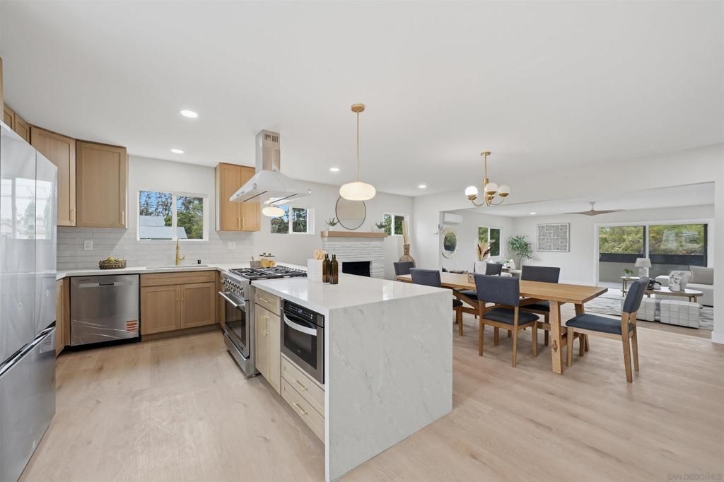 Image 9 of property listing at 3448 Willow, Bonita, CA 91902