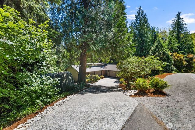 15826 266th Avenue SE, Issaquah, WA 98027