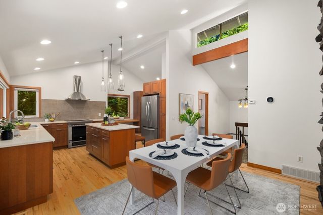 15826 266th Avenue SE, Issaquah, WA 98027