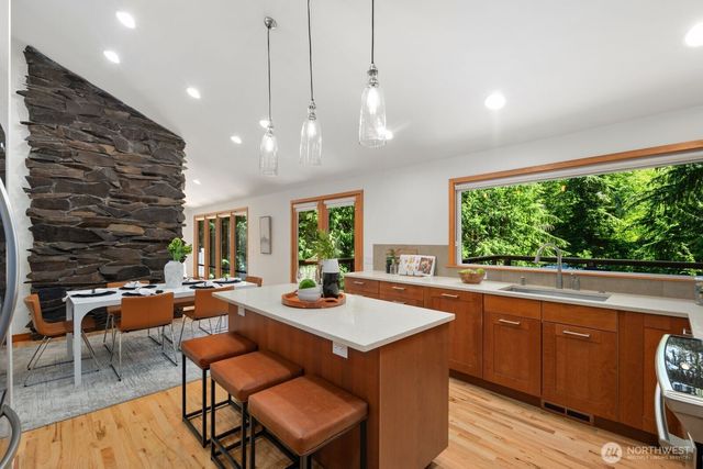 15826 266th Avenue SE, Issaquah, WA 98027