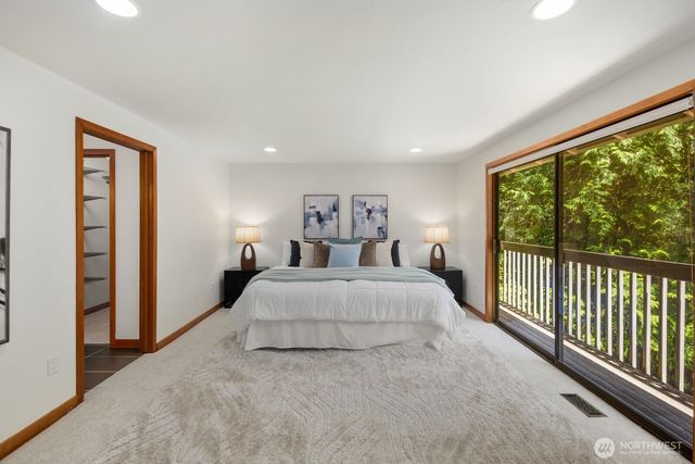 15826 266th Avenue SE, Issaquah, WA 98027