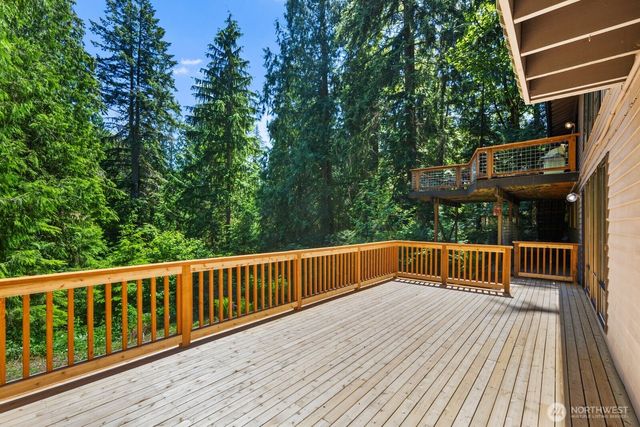15826 266th Avenue SE, Issaquah, WA 98027
