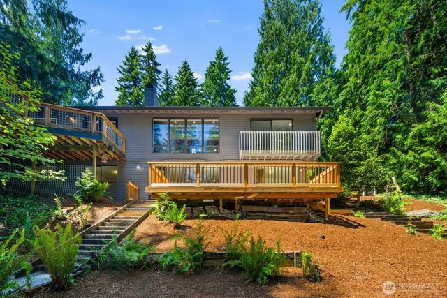 15826 266th Avenue SE, Issaquah, WA 98027