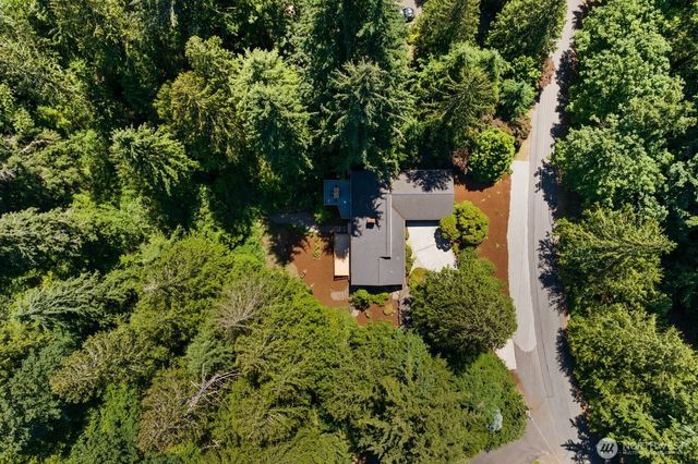 15826 266th Avenue SE, Issaquah, WA 98027