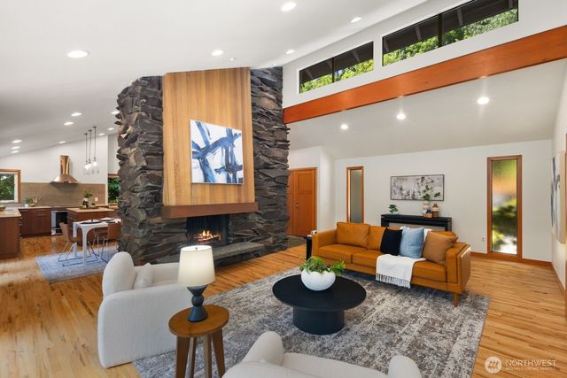 15826 266th Avenue SE, Issaquah, WA 98027