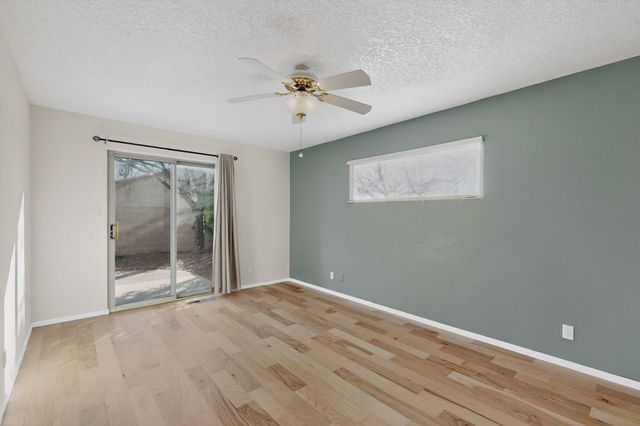 316 La Chamisal Lane NW, Los Ranchos, NM 87107