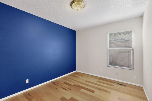 316 La Chamisal Lane NW, Los Ranchos, NM 87107