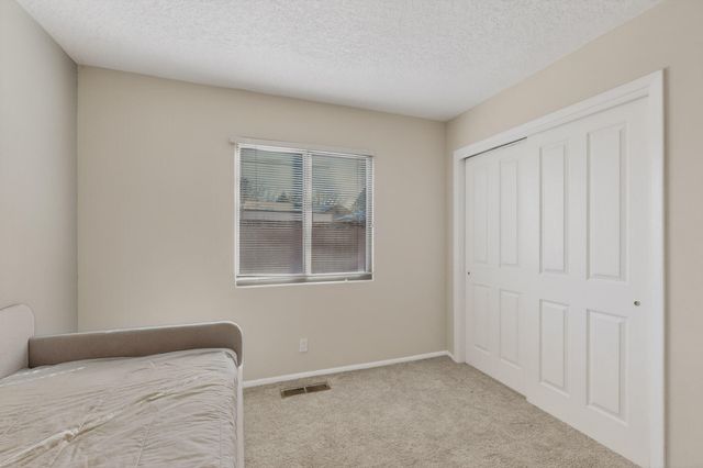 316 La Chamisal Lane NW, Los Ranchos, NM 87107