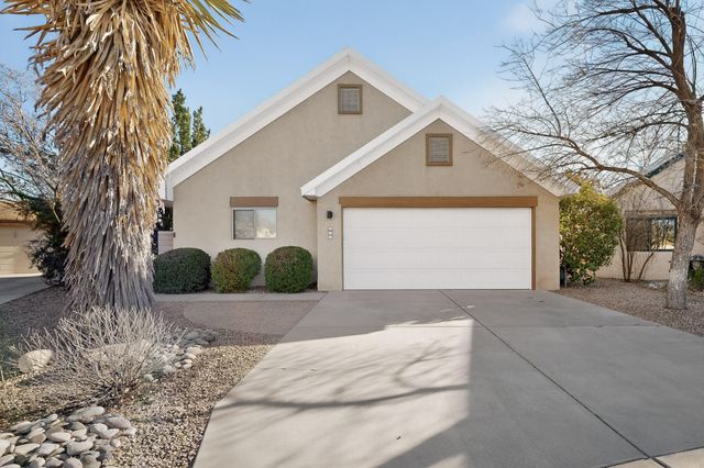 316 La Chamisal Lane NW, Los Ranchos, NM 87107