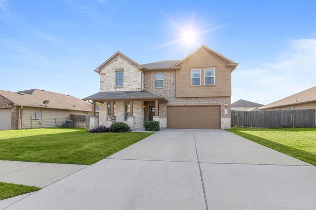 209 Anderson ST, Hutto, TX 78634