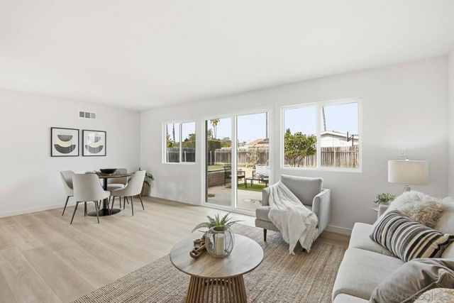 8702 Glenhaven St, San Diego, CA 92123