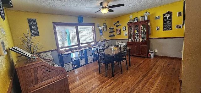 913 S 8th Avenue W, Newton, IA 50208