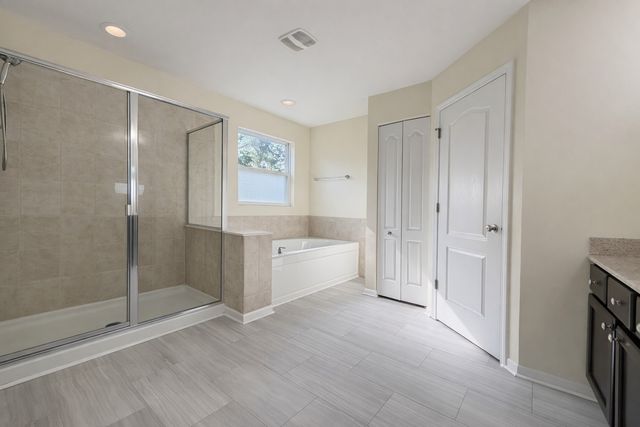 3091 Long Common Parkway, Elgin, IL 60124
