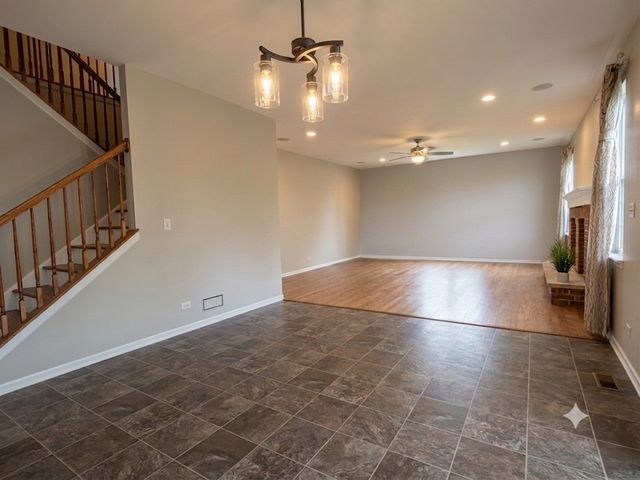 3091 Long Common Parkway, Elgin, IL 60124