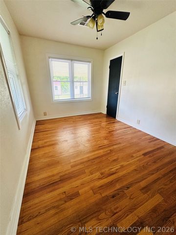 1001 Summit Street, Henryetta, OK 74437