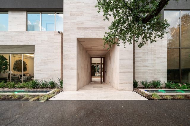 10920 Strait Lane, Dallas, TX 75229