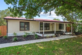 207 Rock Creek Street, Red Oak, TX 75154