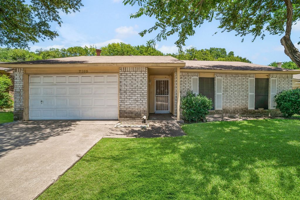 7105 Flameleaf Place, Dallas, TX 75249