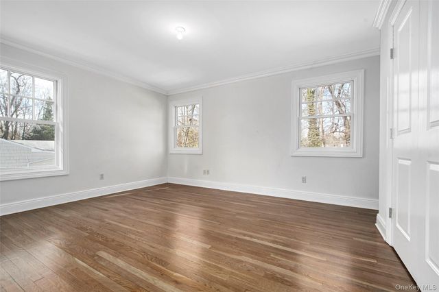 8 Walden Lane, Rye, NY 10580