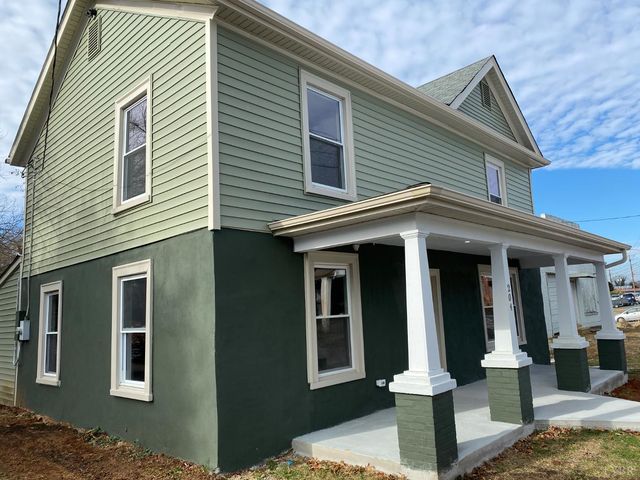 204 Rogers Drive, Madison Heights, VA 24572