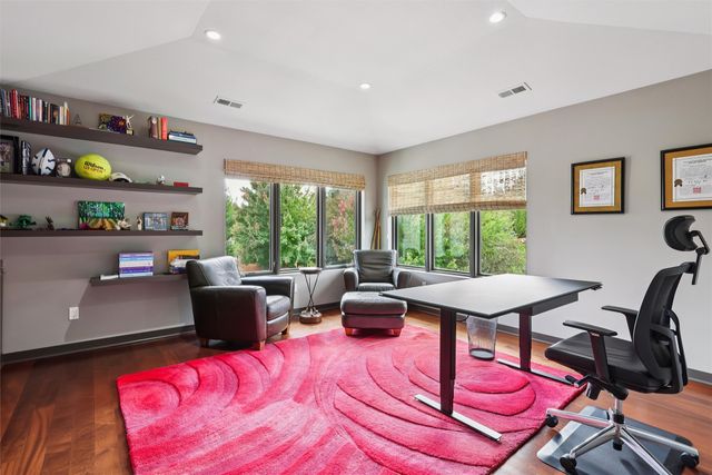 5710 Chestnut Lane, West Des Moines, IA 50266