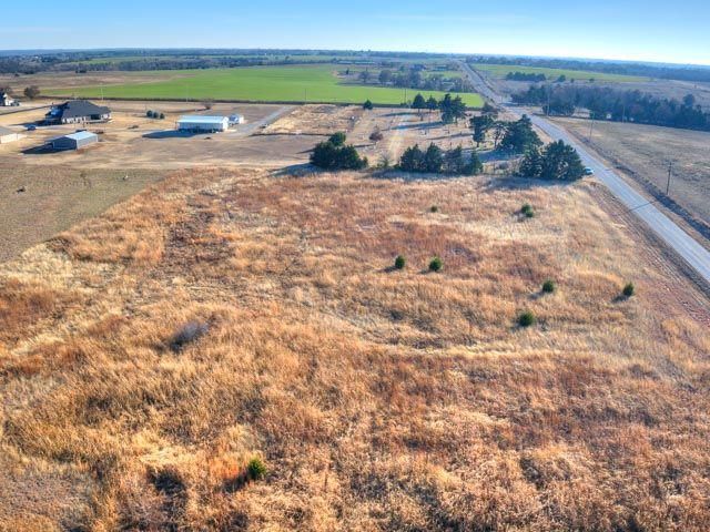 S Broadway, Guthrie, OK 73044