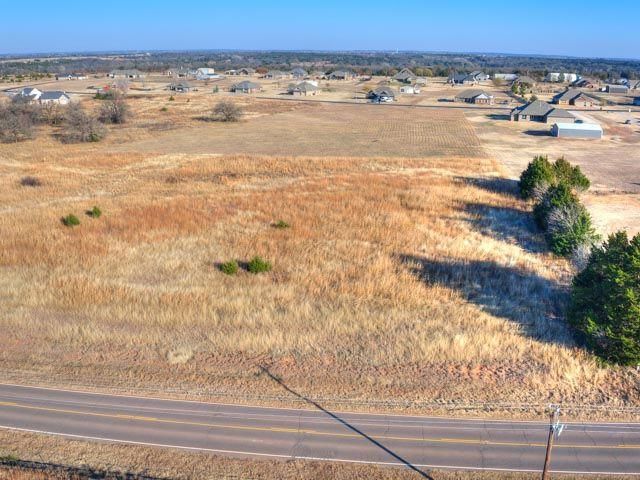 S Broadway, Guthrie, OK 73044