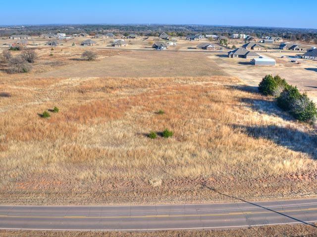 S Broadway, Guthrie, OK 73044