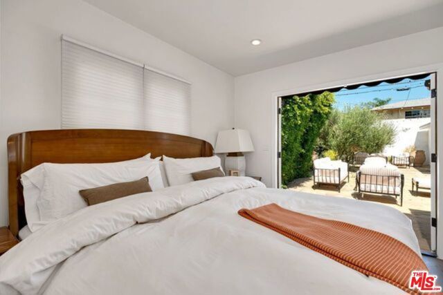 816 N Mccadden Place, Los Angeles, CA 90038