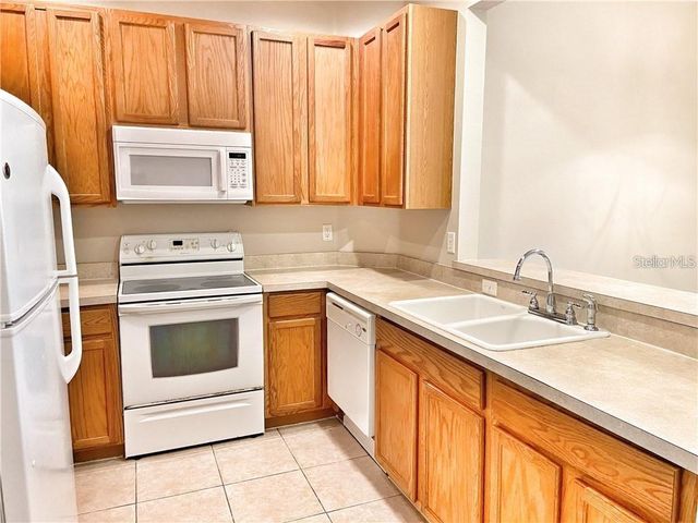 4114 VIA PIEDRA CIRCLE 1-104, Sarasota, FL 34233