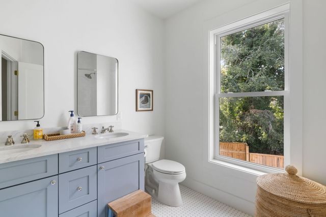 1331 Pherigo Street, Mount Pleasant, SC 29464