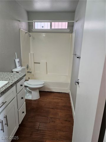 1013 Scenery Circle, Las Vegas, NV 89128