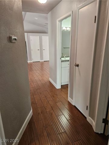 1013 Scenery Circle, Las Vegas, NV 89128