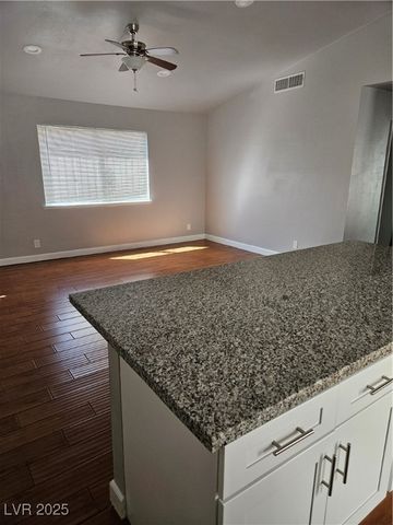 1013 Scenery Circle, Las Vegas, NV 89128