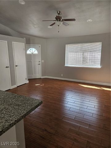 1013 Scenery Circle, Las Vegas, NV 89128