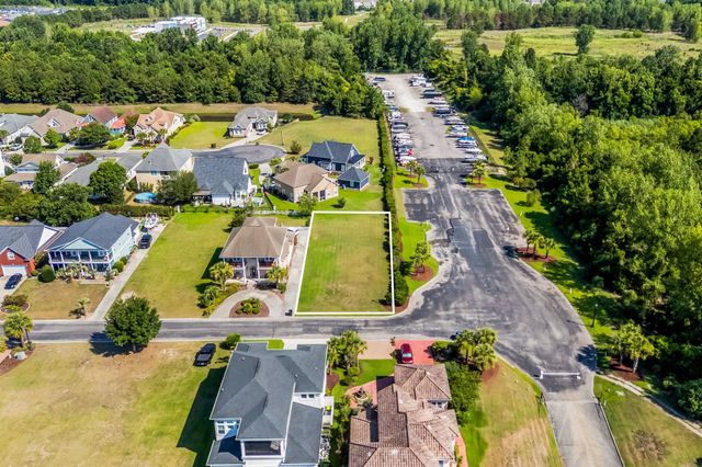 921 Waterton Ave., Myrtle Beach, SC 29579