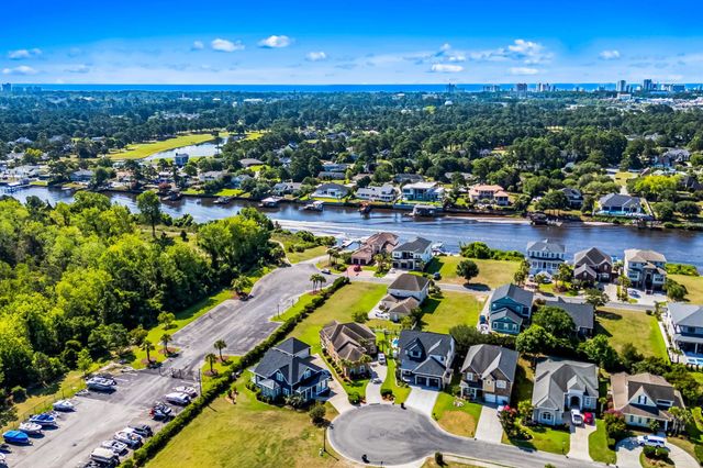 921 Waterton Ave., Myrtle Beach, SC 29579