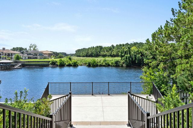 921 Waterton Ave., Myrtle Beach, SC 29579