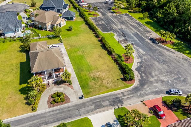 921 Waterton Ave., Myrtle Beach, SC 29579