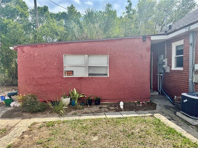 425 E SESSOMS AVENUE, Lake Wales, FL 33853
