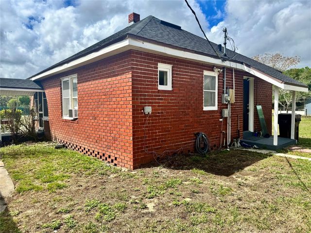 425 E SESSOMS AVENUE, Lake Wales, FL 33853