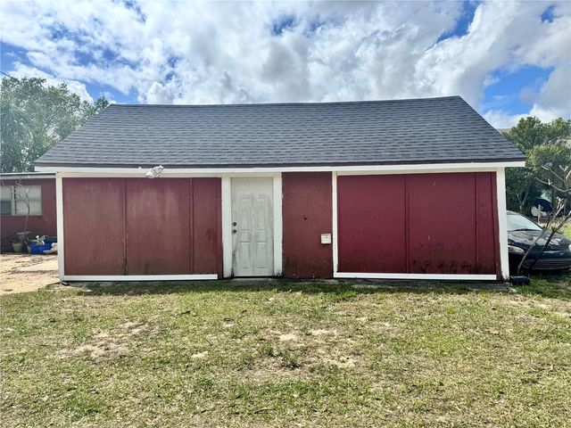 425 E SESSOMS AVENUE, Lake Wales, FL 33853