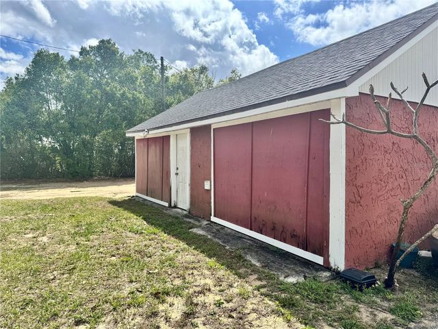 425 E SESSOMS AVENUE, Lake Wales, FL 33853
